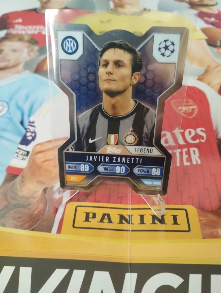 Topps match attax extra 2024/2025 chrome shield cx8 javier Zanetti