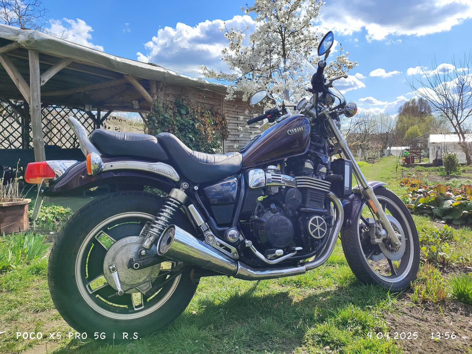 Motocykl Yamaha Maxim