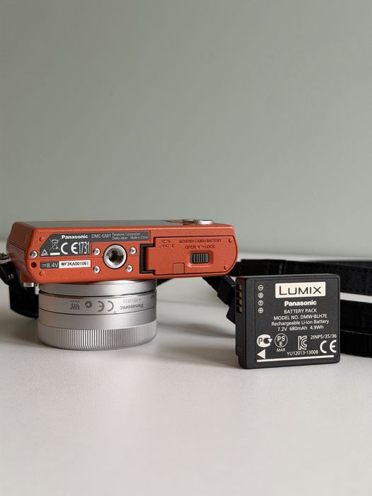 Aparat cyfrowy Panasonic Lumix DMC-GM1 , komplet , j. NOWY !