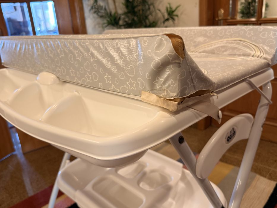 Banheira bebe com Fraldario