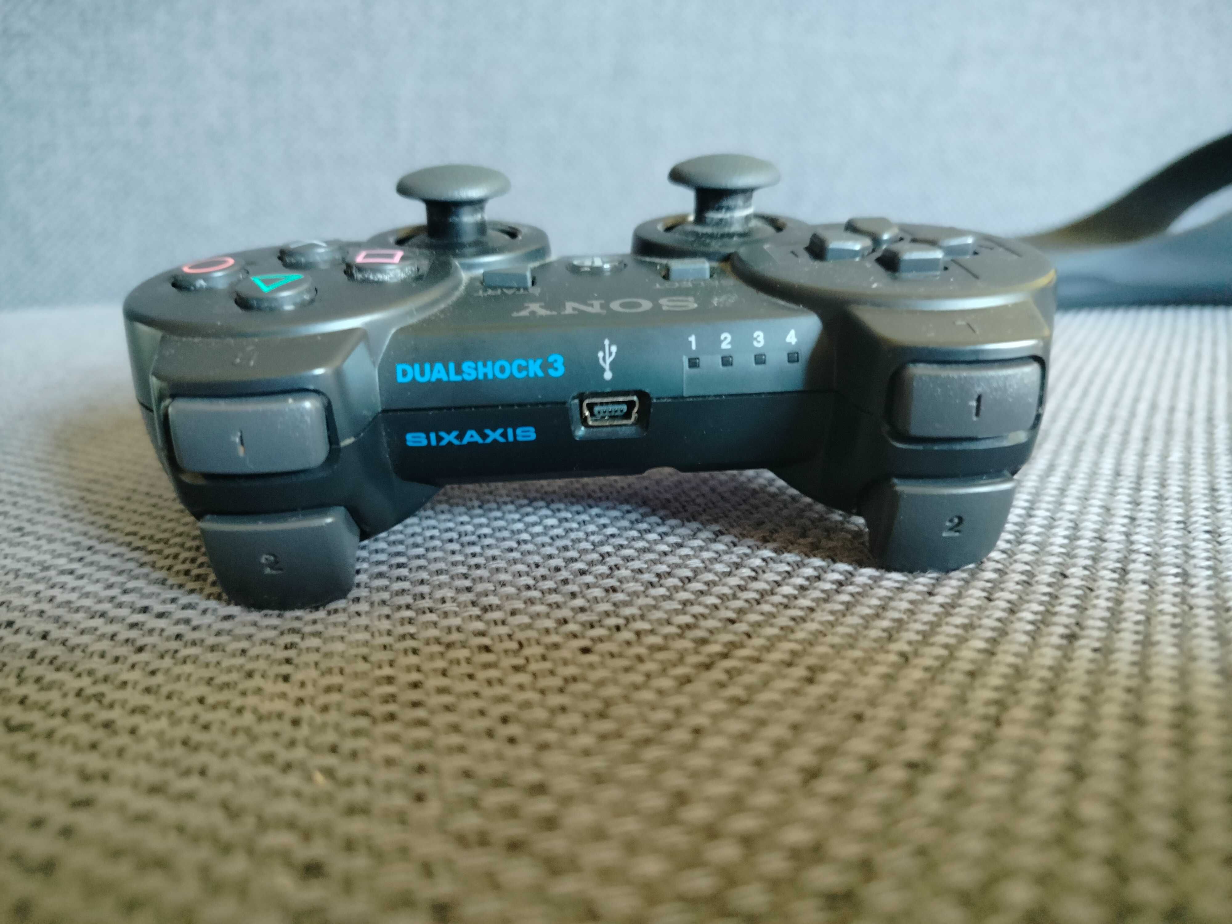 PS3 super slim+2 pady+kamerka+PlayStation Move