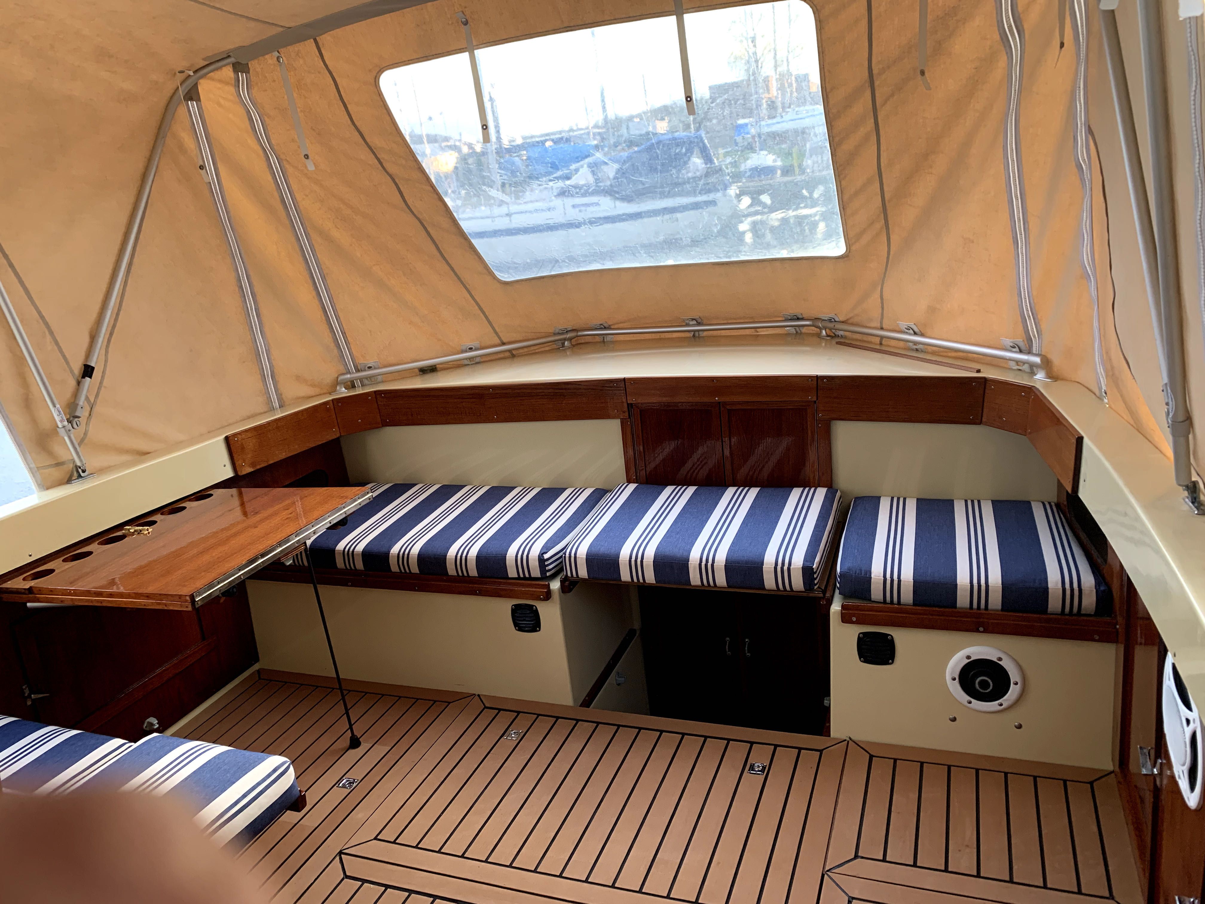 Pilne!!! Łódź motorowa, houseboat Comet 26 z przyczepą
