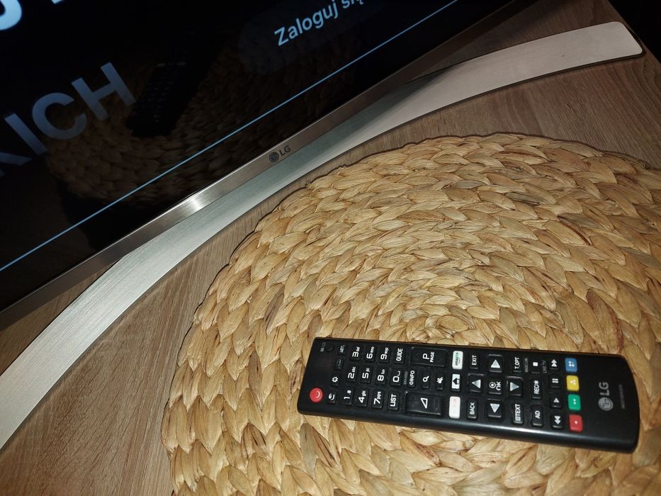 LG smart tv webOS 4K HDR 43' wi fi nagłośnienie harman kardon