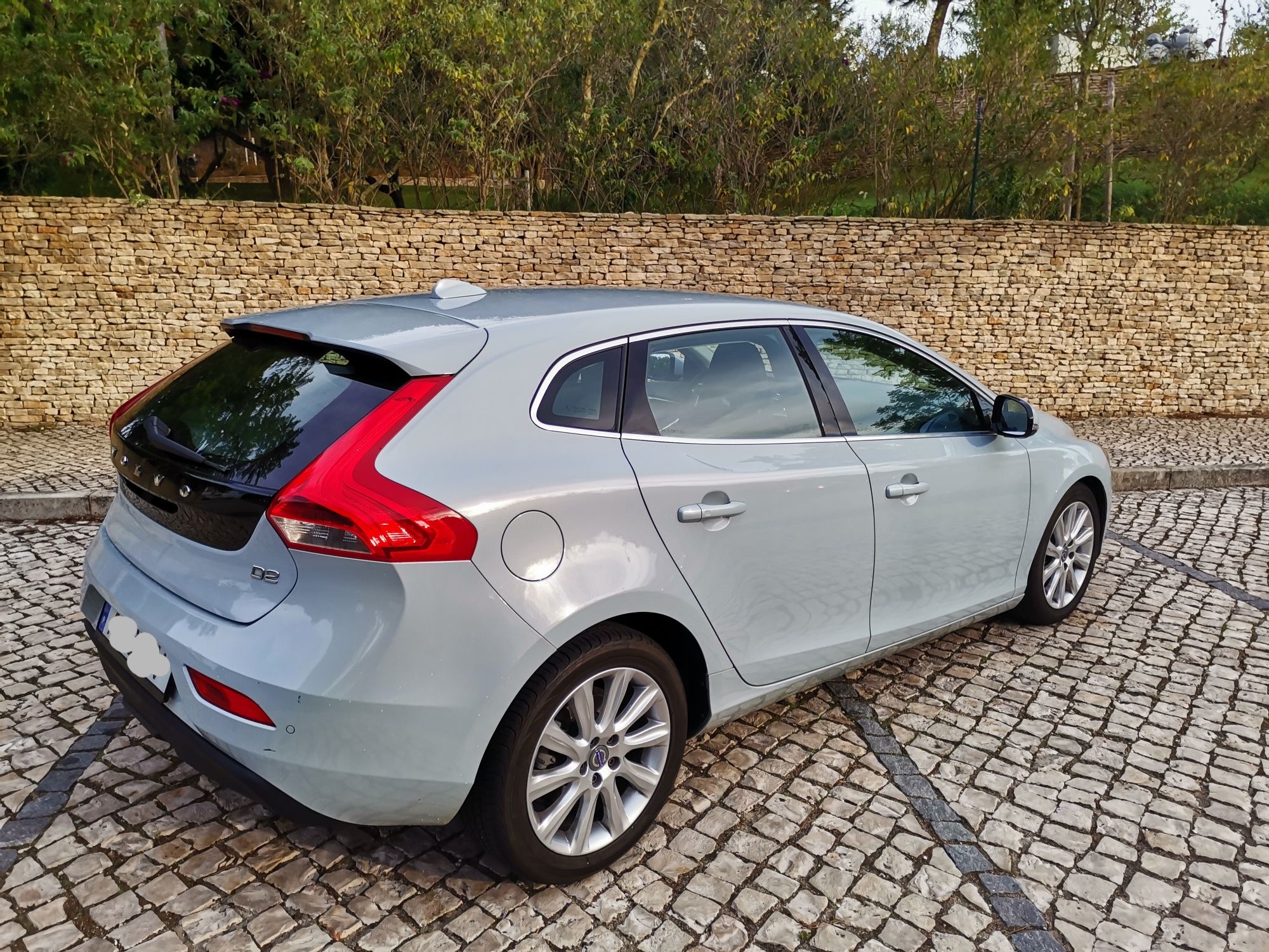 Volvo V40 - Summum