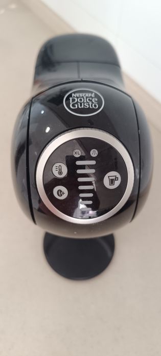 Avariada Dolce Gusto para peças ou arranjo