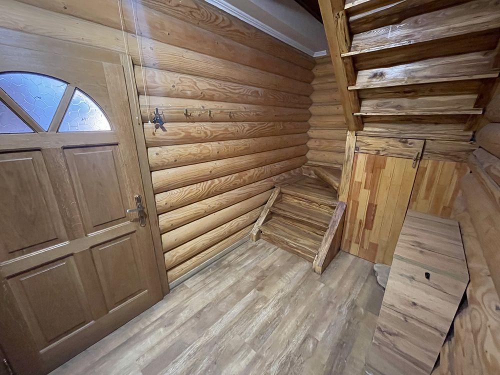 Два будинки в Карпатах для бізнесу або великої родини, Рахів
