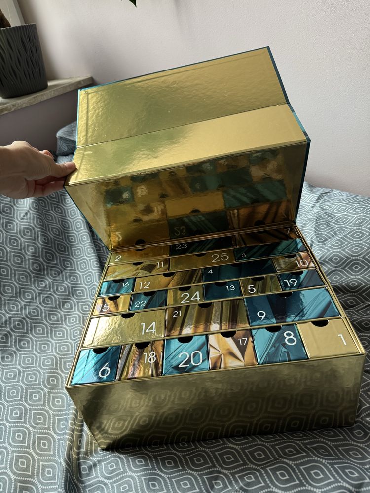 Pusty kalendarz adwentowy Sephora