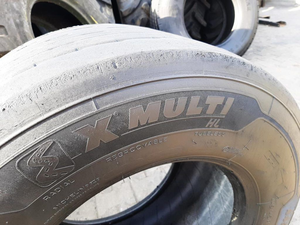 2x Opona używana ciężarowa 445/45R19.5 MICHELIN 950zł(szt.) C2352