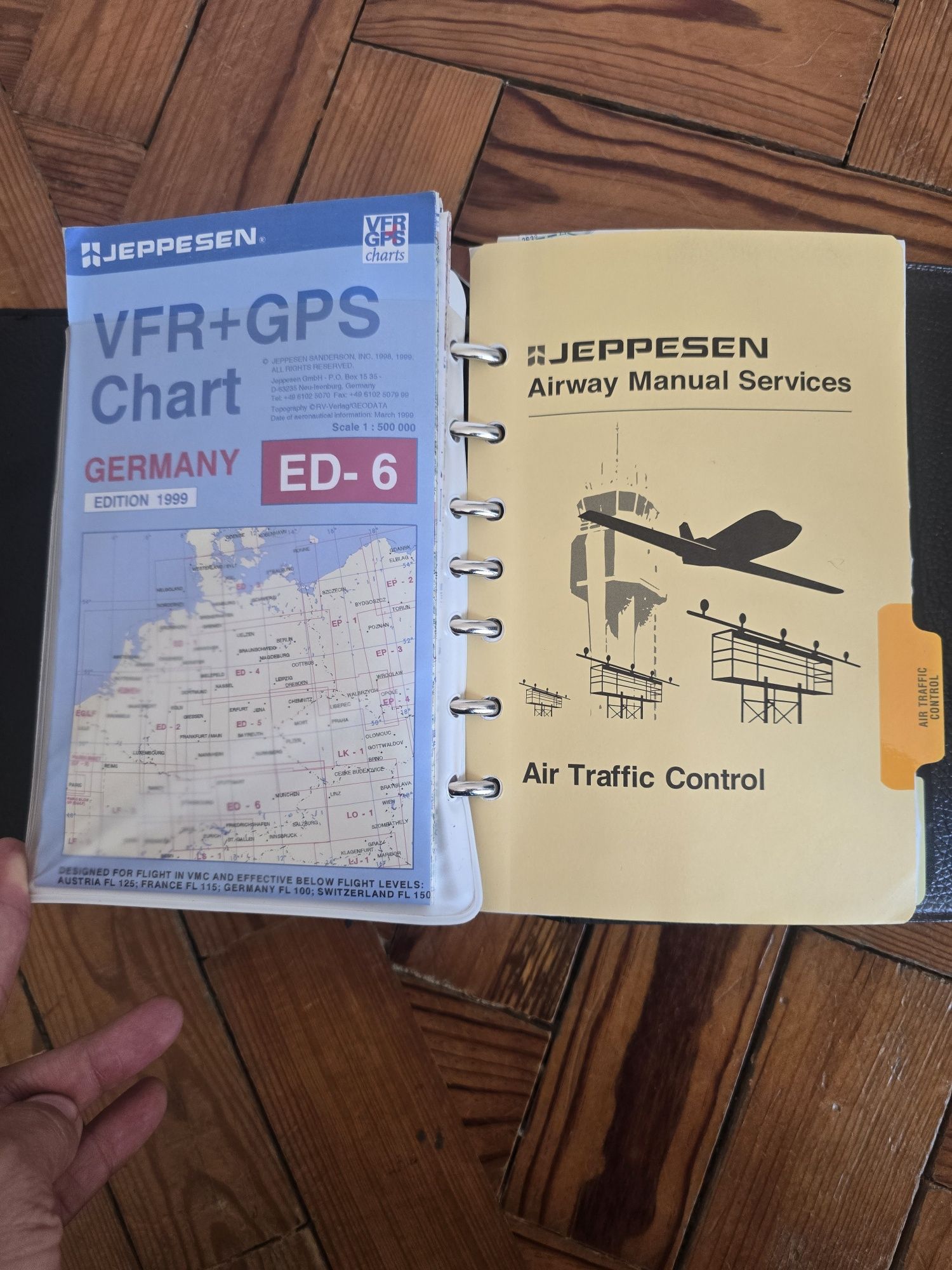 Jeppesen Airway Manual