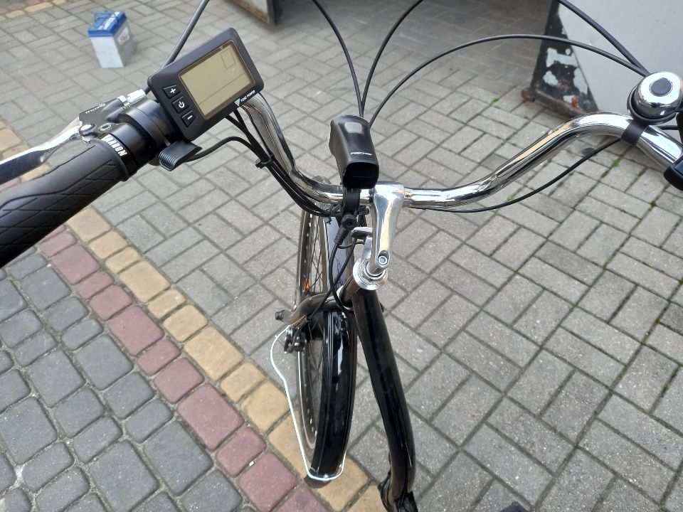 rower trójkołowy z napędem elektrycznym