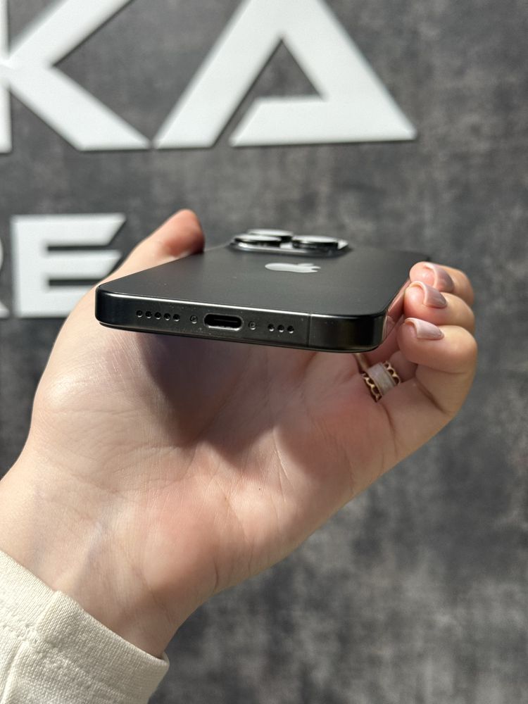 iPhone 15 Pro Black Titanium,256GB,Neverlock,100%Акб,Оплата частинами