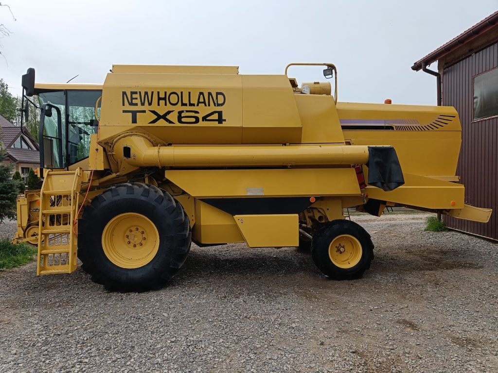 New Holland Tx 64