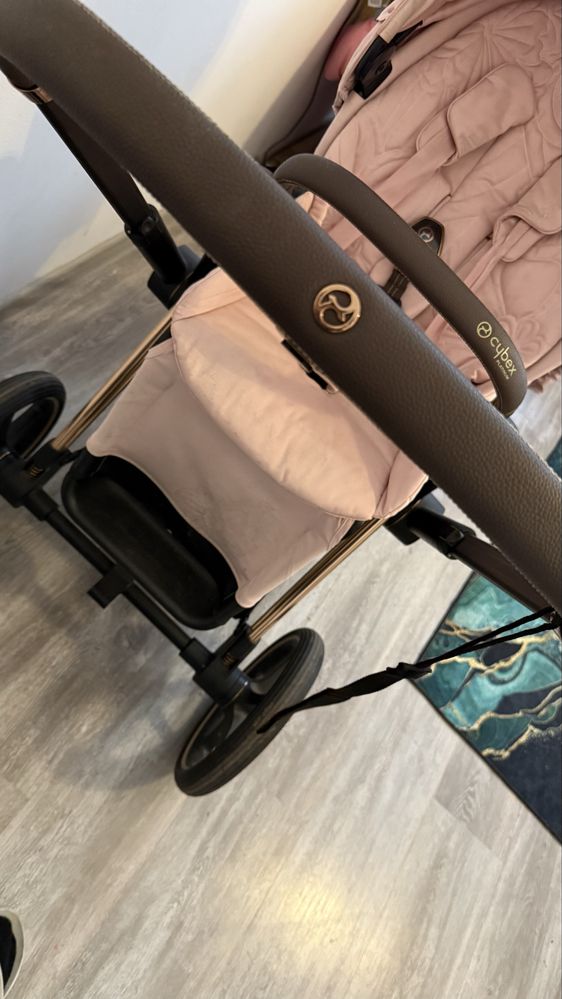 Cybex Priam 2.0.  2w1