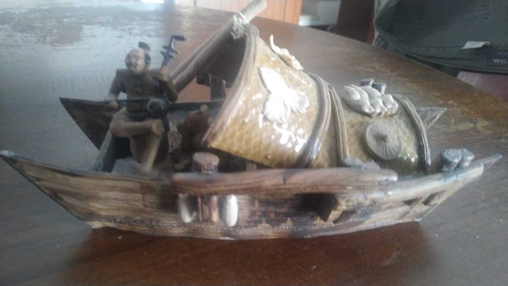 Junco chinês em barro