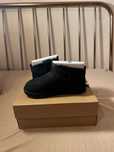 UGG Classic ultra mini boot black R.39