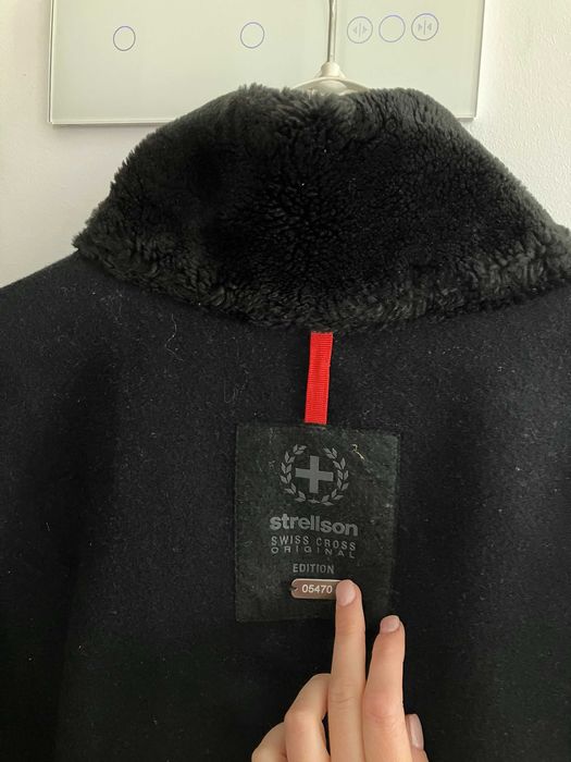 Strellson Swiss Cross wełniana czarna polarowa kurtka