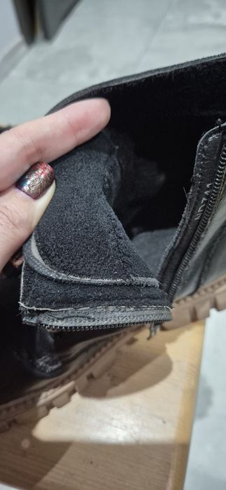 Buty zimowe dla dziewczynki rozm. 35
