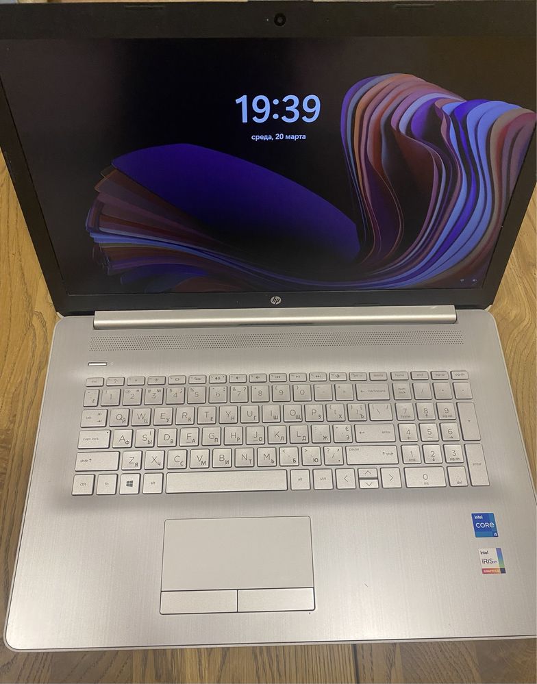 Ноутбук HP laptop17
