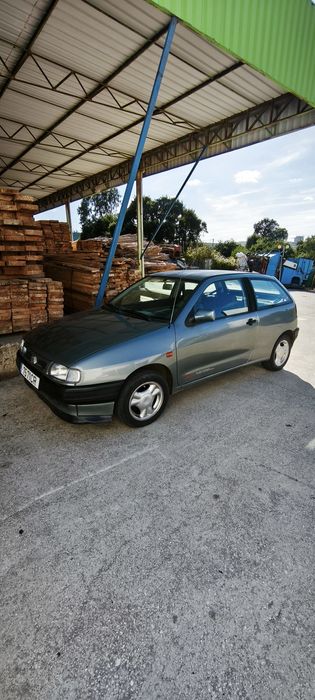 SEAT Ibiza  1.3 GLX