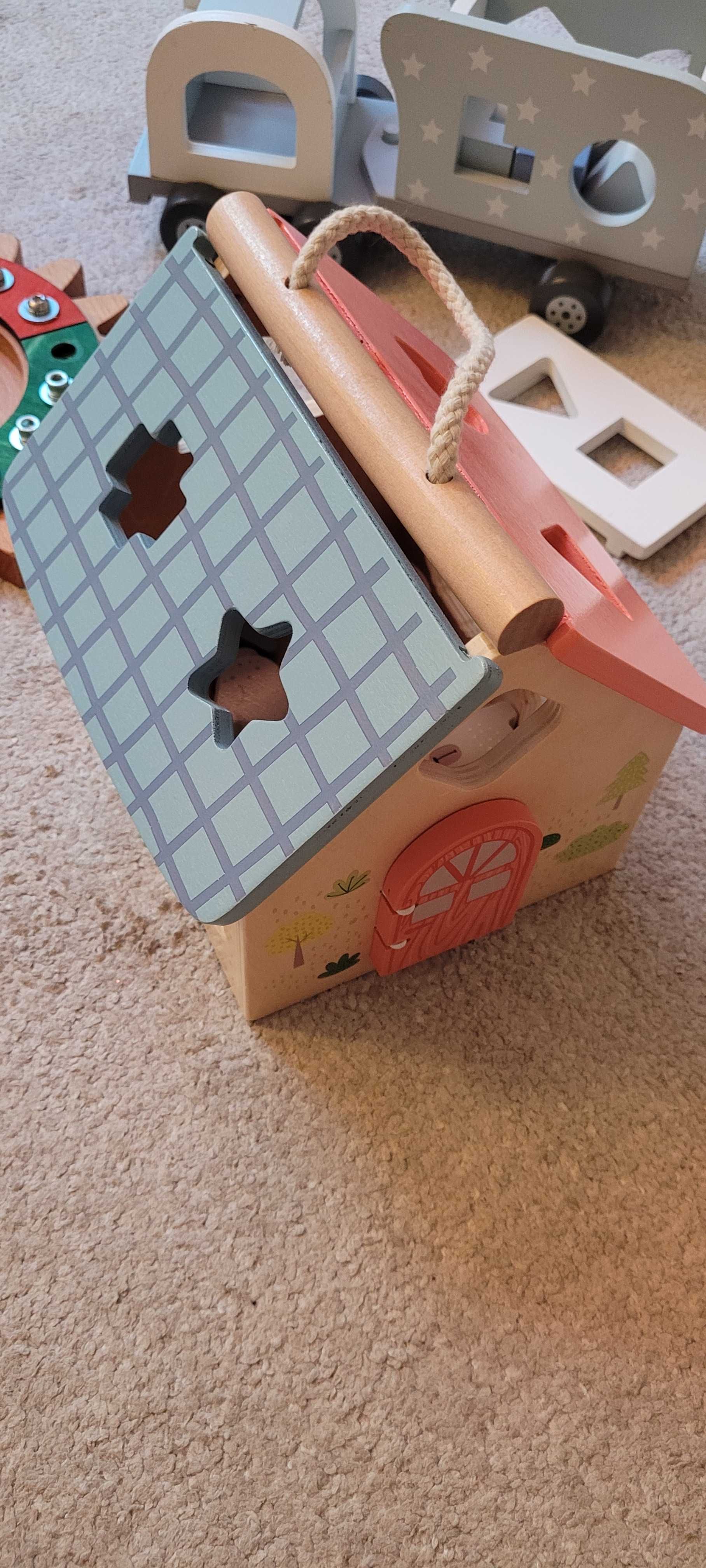 Brinquedos Montessori diversos