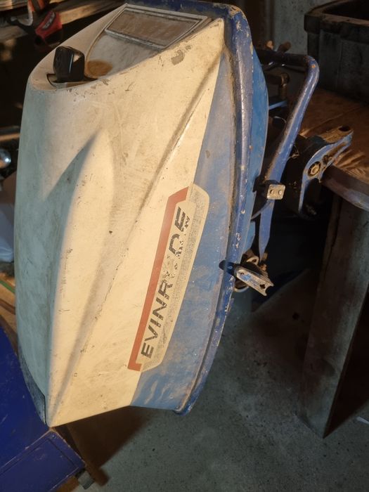 Motor de barco evinude