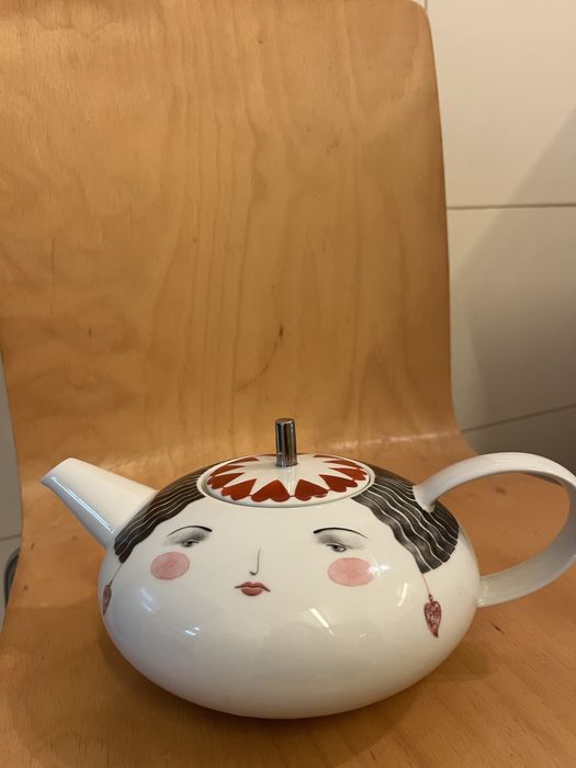 Vista alegre, Teresa Lima - Bule de chá e Xicaras