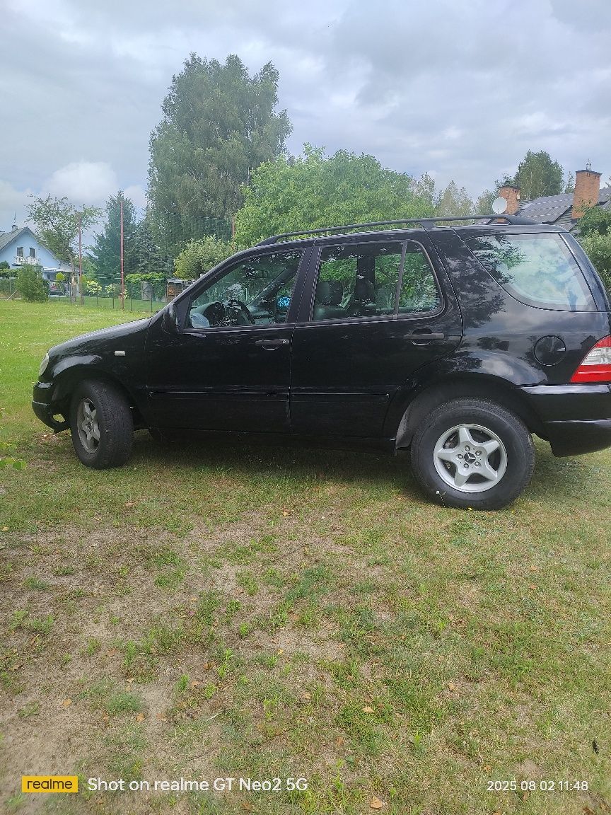 Sprzedam Mercedesa ml w163,3.2,bg