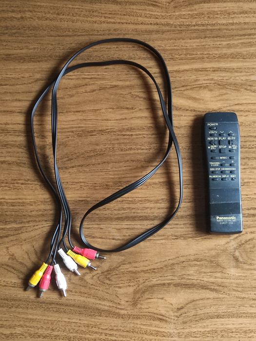 Panasonic  видеомагнитофон