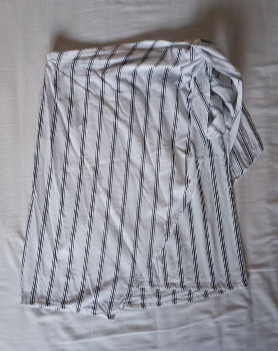 Pepco biała wiązana na biodrze spódnica L/pasuje na M