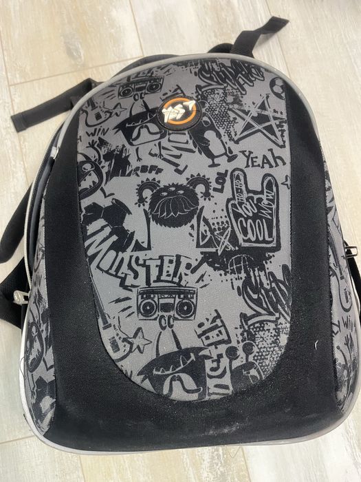 Рюкзак школьный yes