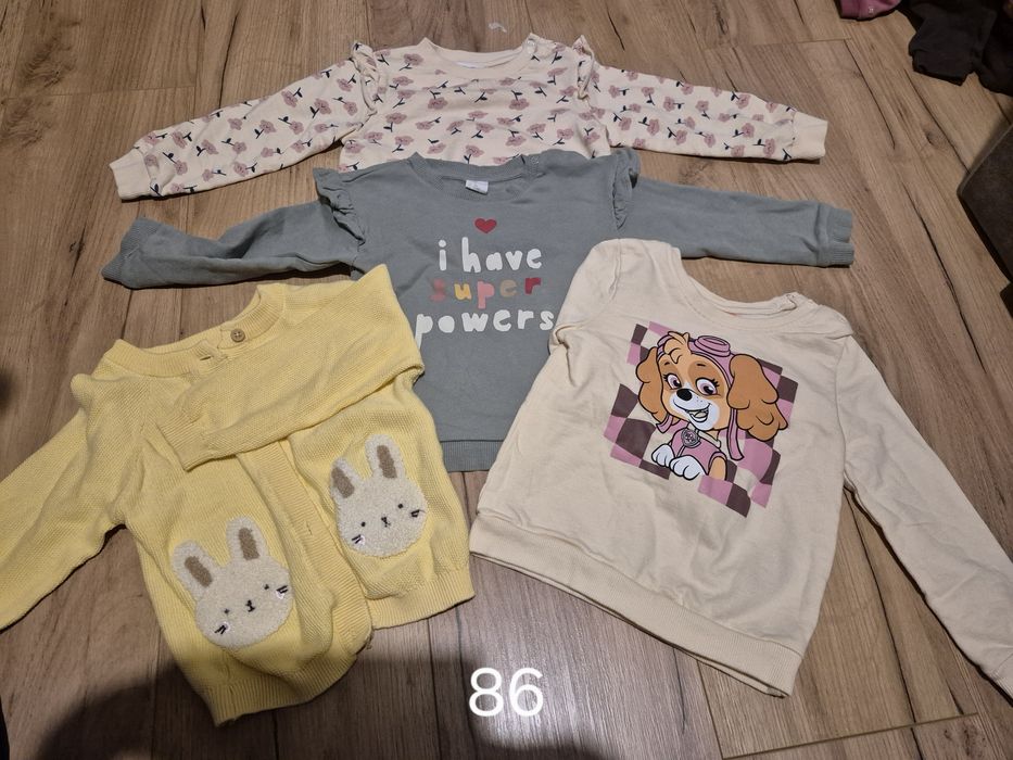 3 bluzy i sweterek 86