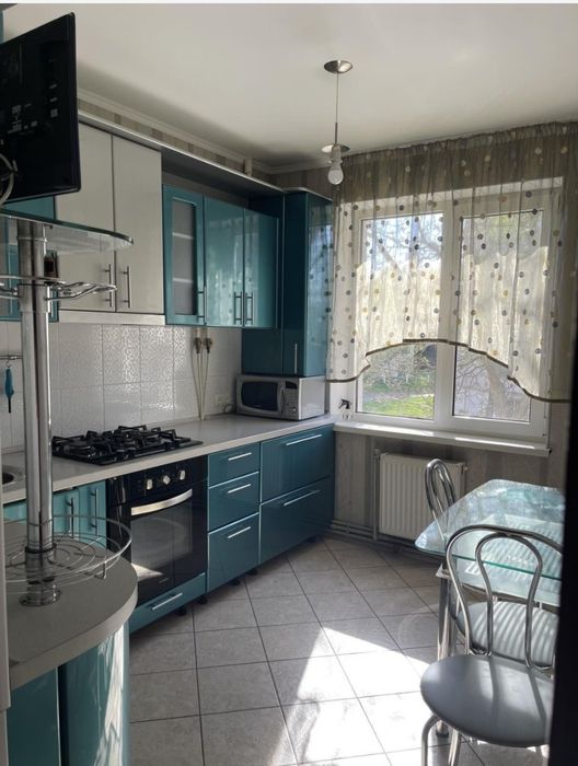 Здам 3 квартиру в місті Сміла.