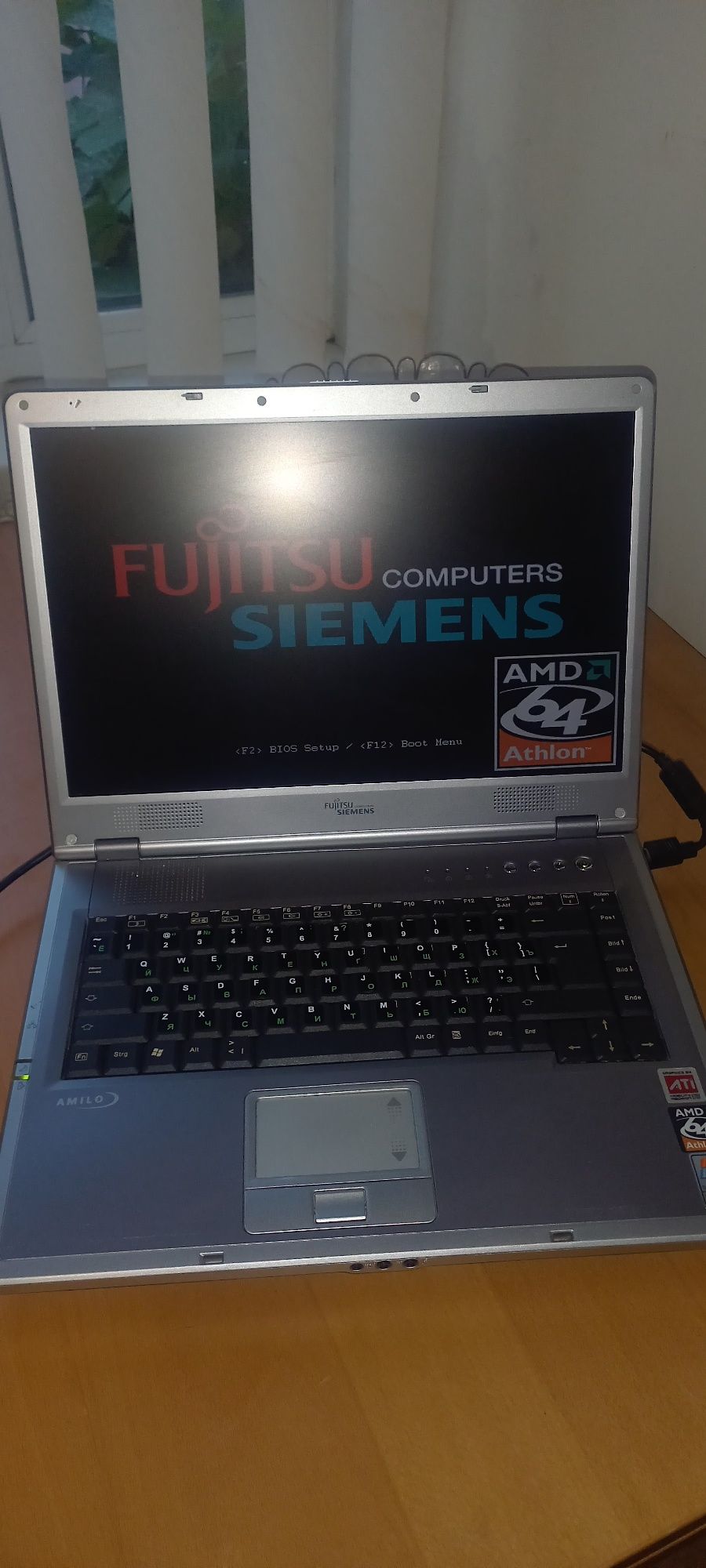 Продам ноутбук Fujitsu-Siemens Amilo A1630