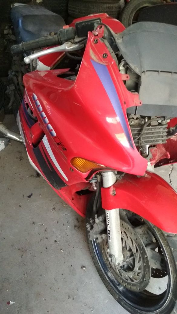 Para peças Honda CBR 1000