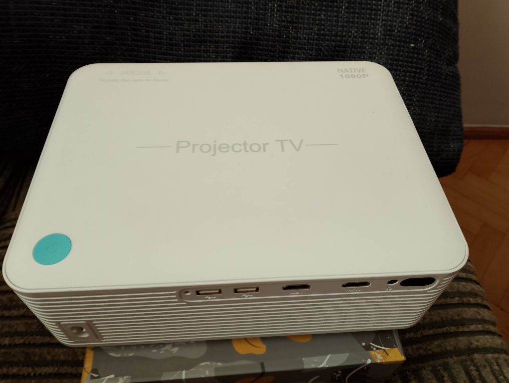 Projektor multimedialny