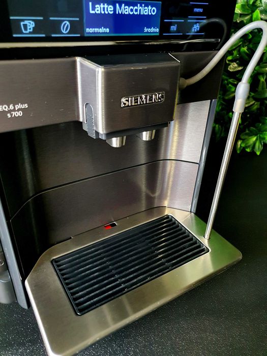 SIEMENS EQ.6 plus S700 - używany, gwarancja serwisowa 3 miesiące!