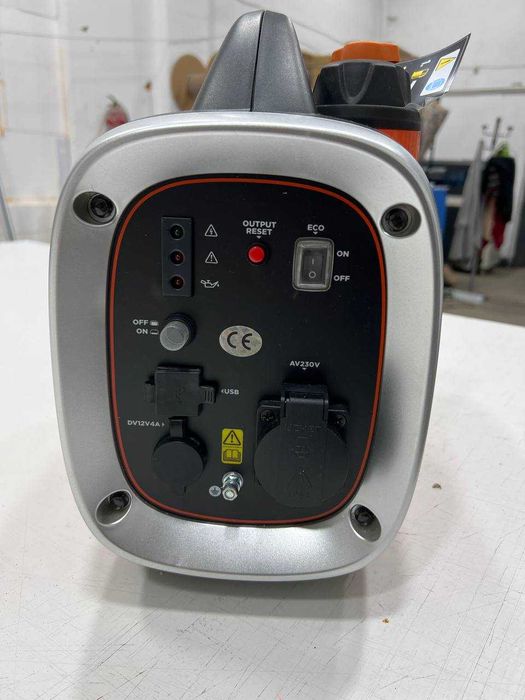 НОВЫЙ Генератор инверторный Black&Decker BXGNI900E 0,9 кВт в наличии