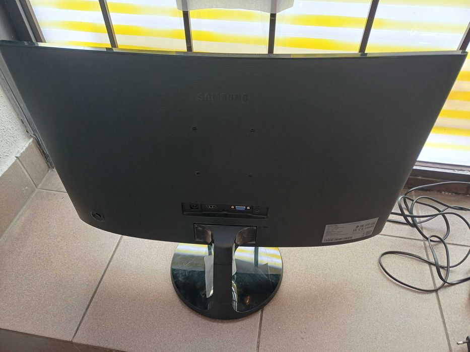 (2614/25)Monitor Samsung S24C360EAU 24" Full HD VA 75Hz 4ms