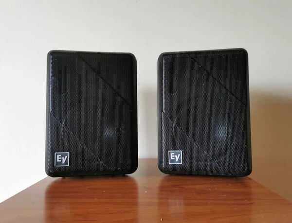 Sistema Hi-Fi : Amplificador + Leitor CD + 2 Colunas