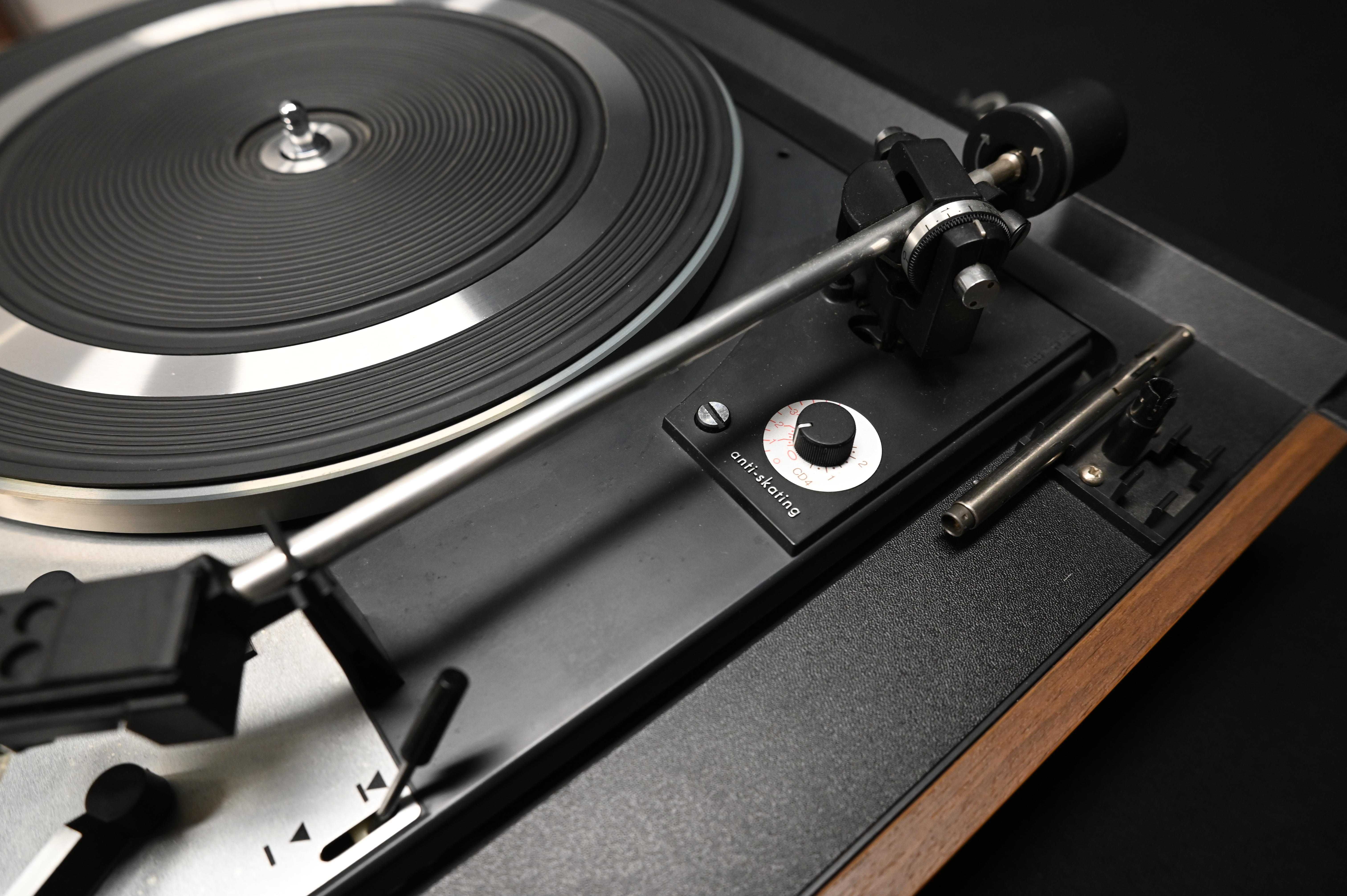 Gramofon DUAL 1226  / CS 24 Automat Pasek Zmieniarka płyt