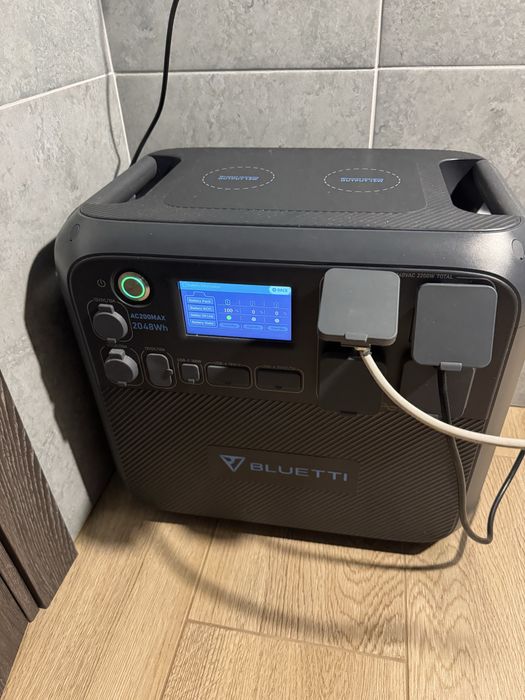 BLUETTI AC200MAX EU портативна  Електростанція | 2200 Вт 2048 Вт·год