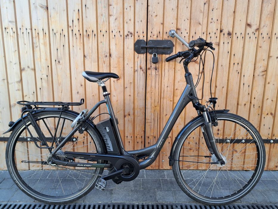 Rower elektryczny Raleigh Dover napęd centralny Gazelle Impulse L 55