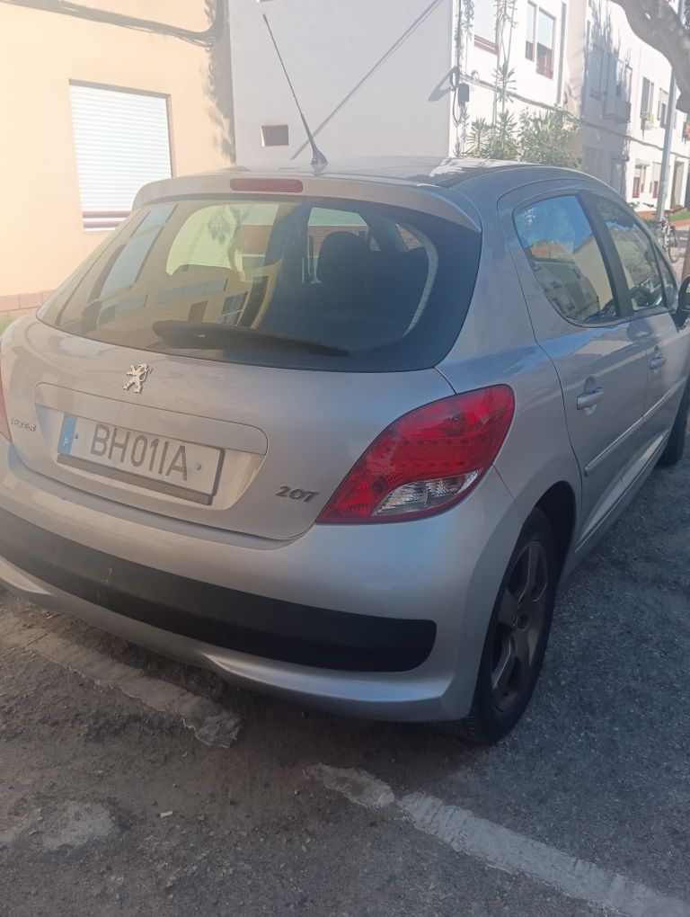 Peugeot 207 1.6 HDI
