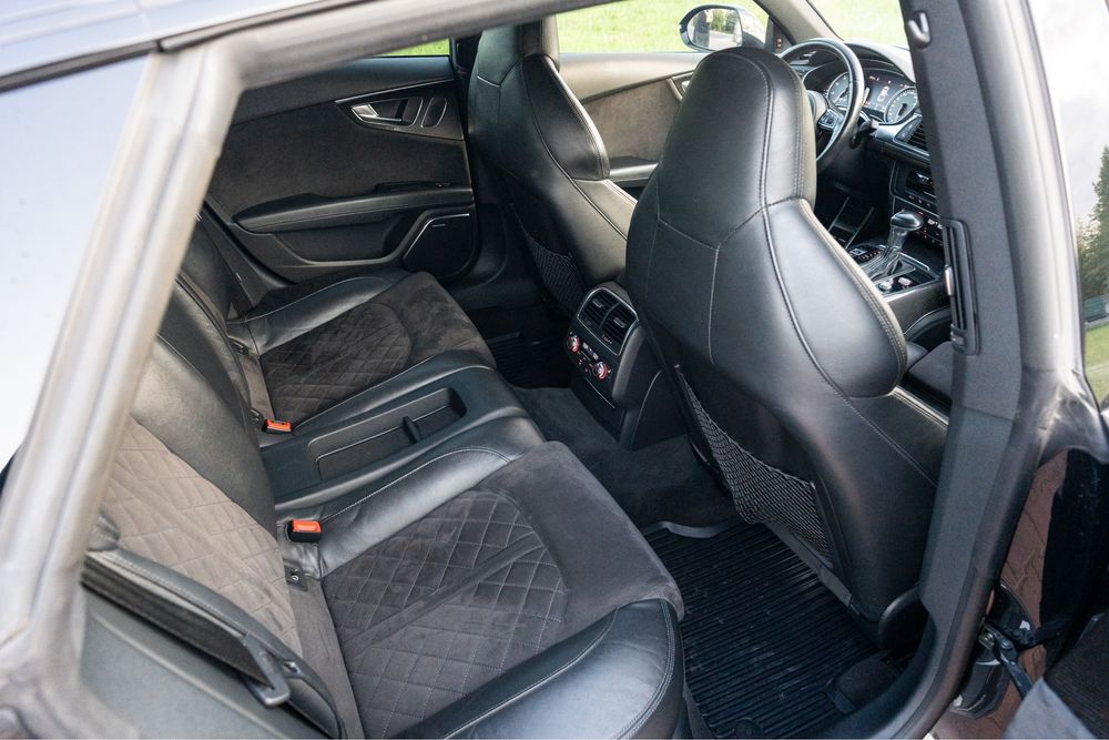 Audi s7 pneumat bangolufsen ceramika carbon 610km matrix rs body maxto