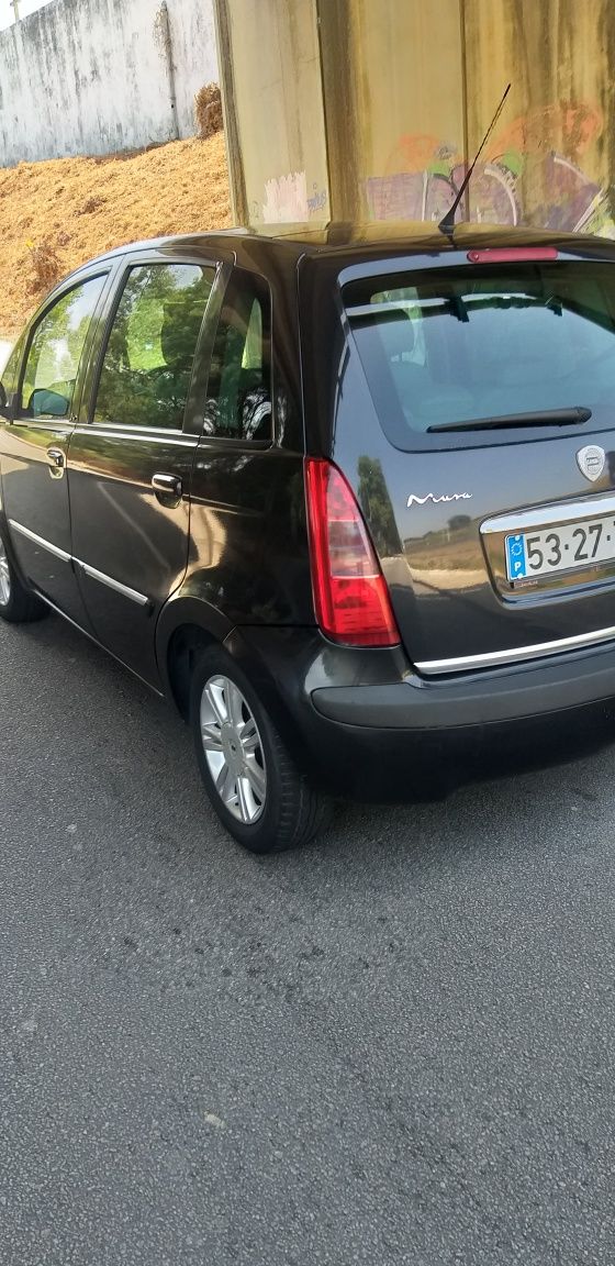 Lancia musa 1.3 diesel 2005