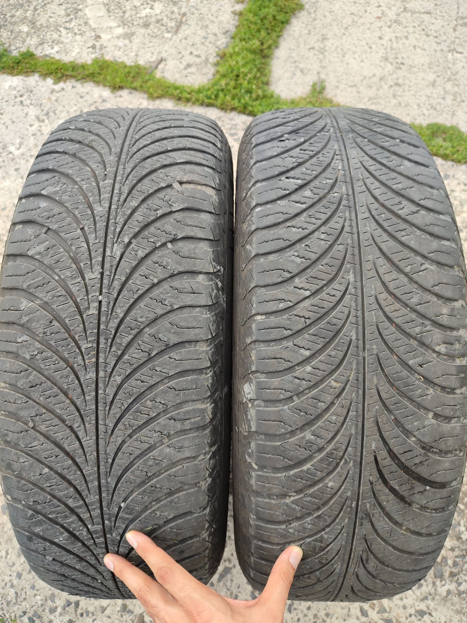 225/65R17 Goodyear Vector 4 Seasons całoroczna
