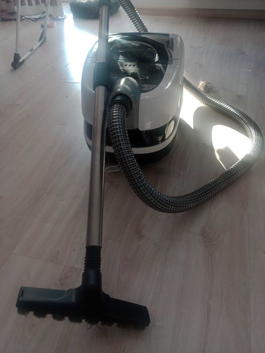 Okazja! Odkurzacz Bosh pół ceny