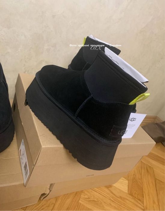 ORIGINAL UGG Classic Ultra Mini Dipper black Platform boot (in box)