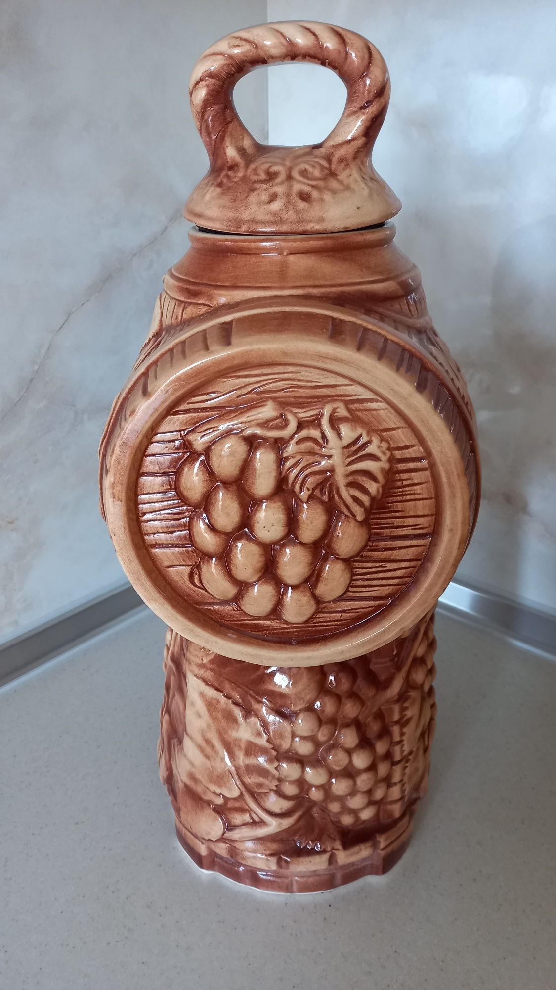 Керамічна бочка з краном
