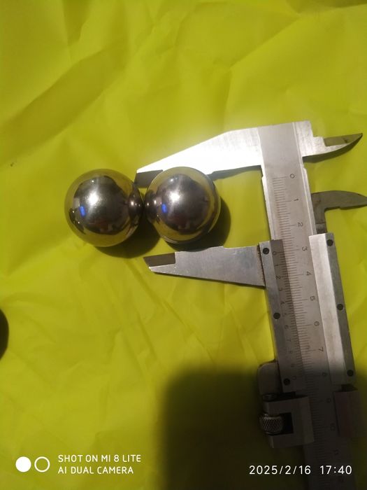 Стальні кульки 30-32мм.